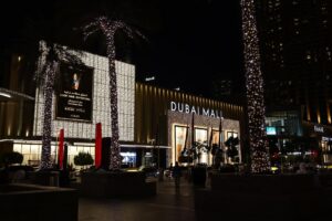 dubai mall – one of the top places to visit in Dubai 2025